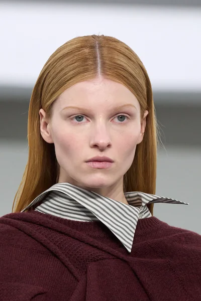 Look 75